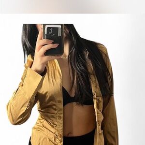 Gold button-up blouse with Modern Fitted Silhouette